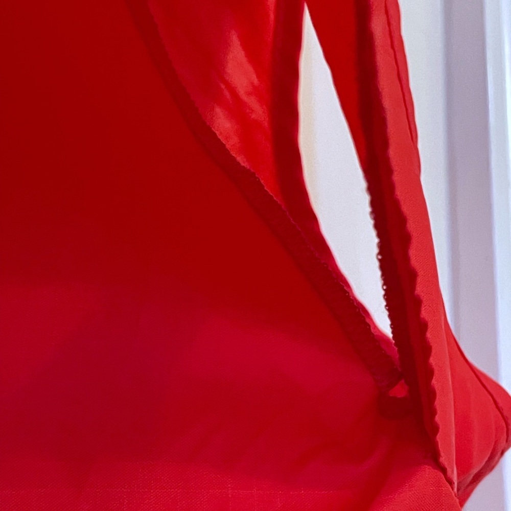 NWT deadstock K-WAY outer vest in red - Picture 12 of 13
